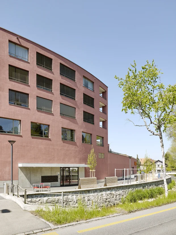 E17634 Alpa 064916 SCREEN 170810