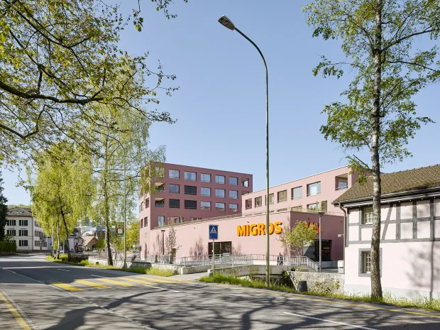 E17634 Alpa 065046 SCREEN 170810